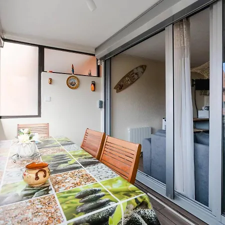 Appartement Studio Cabine Climatise, Proche Port Et Vieux Village, Parking Prive, 4 Pers, - Fr-1-409a-5